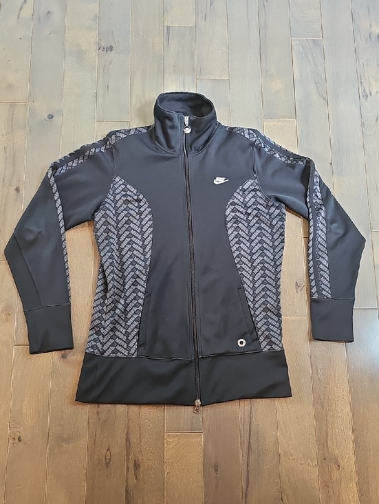 Nike Jackets & Blazers - Vintage Nike Women's Black Full-Zip Track Jacket with Gray Pattern, Medium